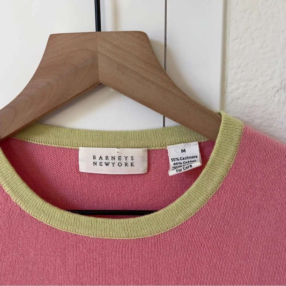 Barney’s New York Crewneck Cashmere Sweater in Pink & Green